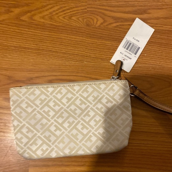 Tommy Hilfiger Wristlet (GA) - Picture 6 of 8
